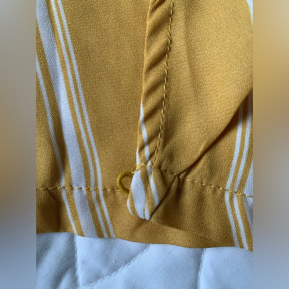 #30 Streetwear Society wrap blouse with collar.  Size S - Picture 3 of 5